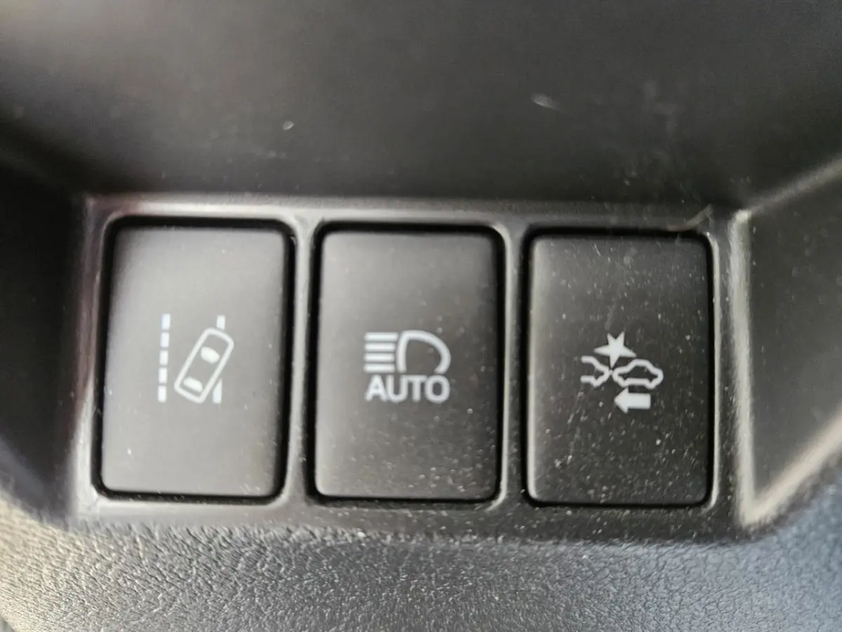 1.5 Hybrid Premium PANO