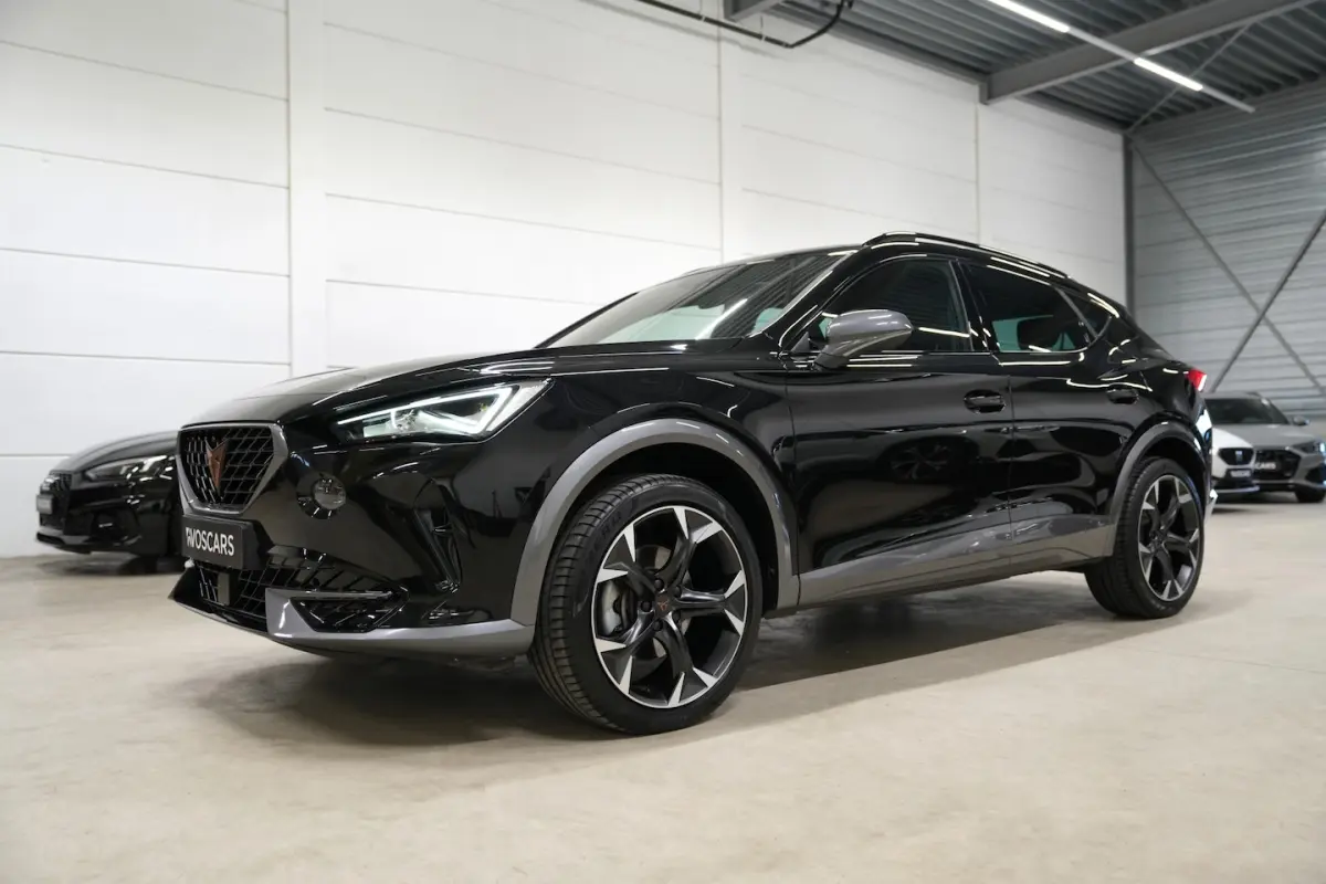 1.5 TSI * Kuipstoelen - Camera - Keyless - Sfeer - Blind Spot - App - ACC
