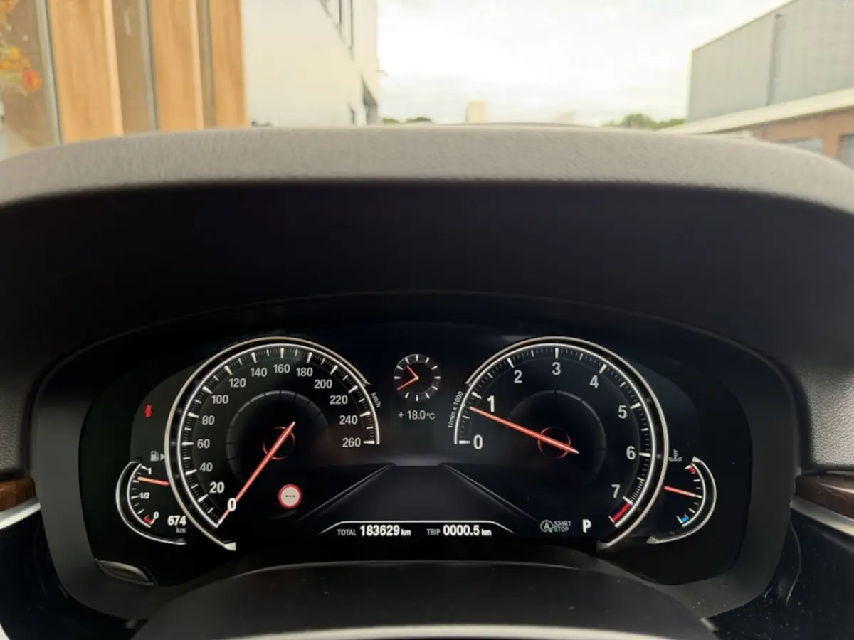 520I Executive l Panorama-dak | Elec Trekhaak | 360 Camera |