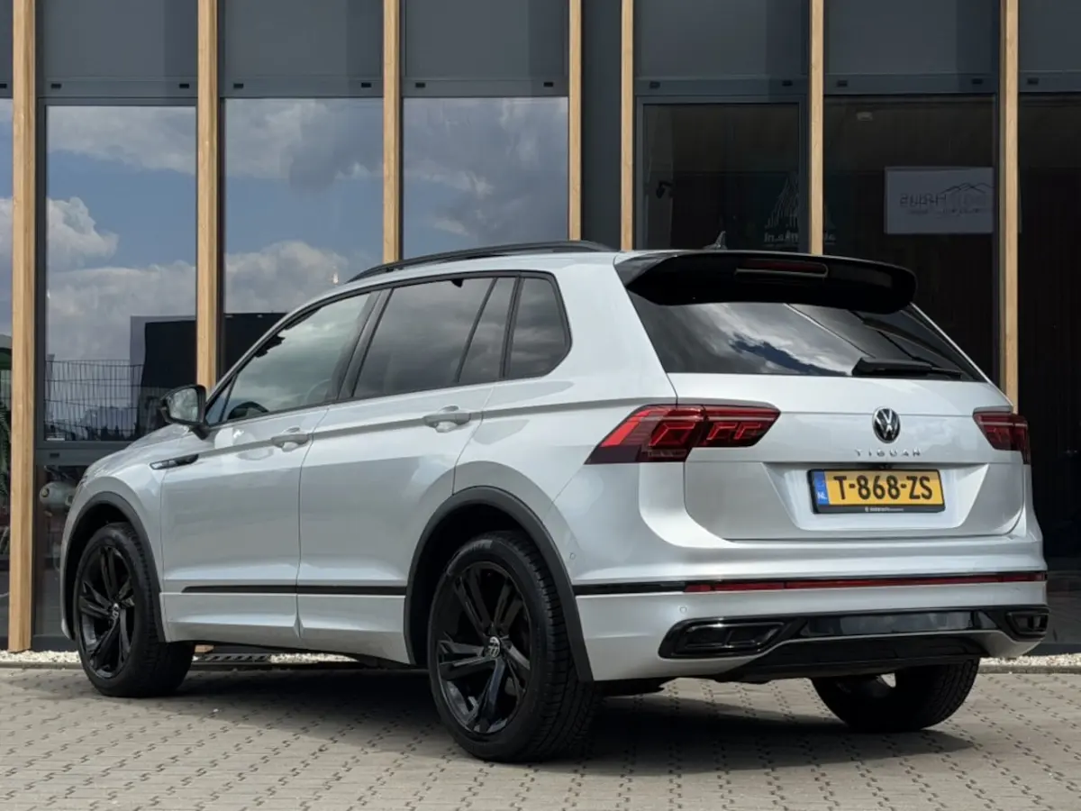 1.5 TSI R-Line | blackstyle | panorama-dak | Virtueel | Camera