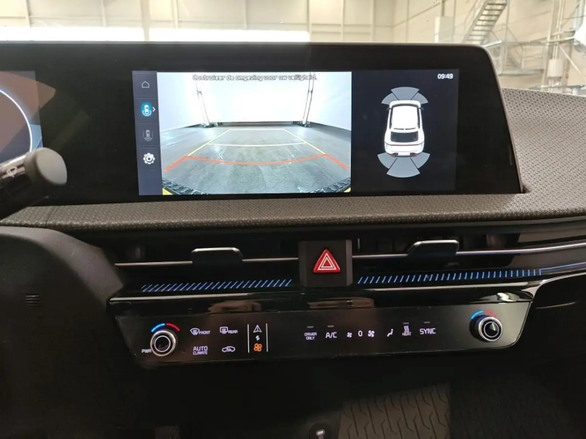 Plus 77.4 kWh NL-AUTO | LEDER | SOH 100%