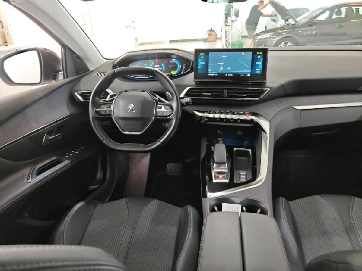 1.6 HYbrid 225 Allure Pack Business NL-AUTO | CAMERA | 1/2 LEDER | PLUG IN HYBRIDE