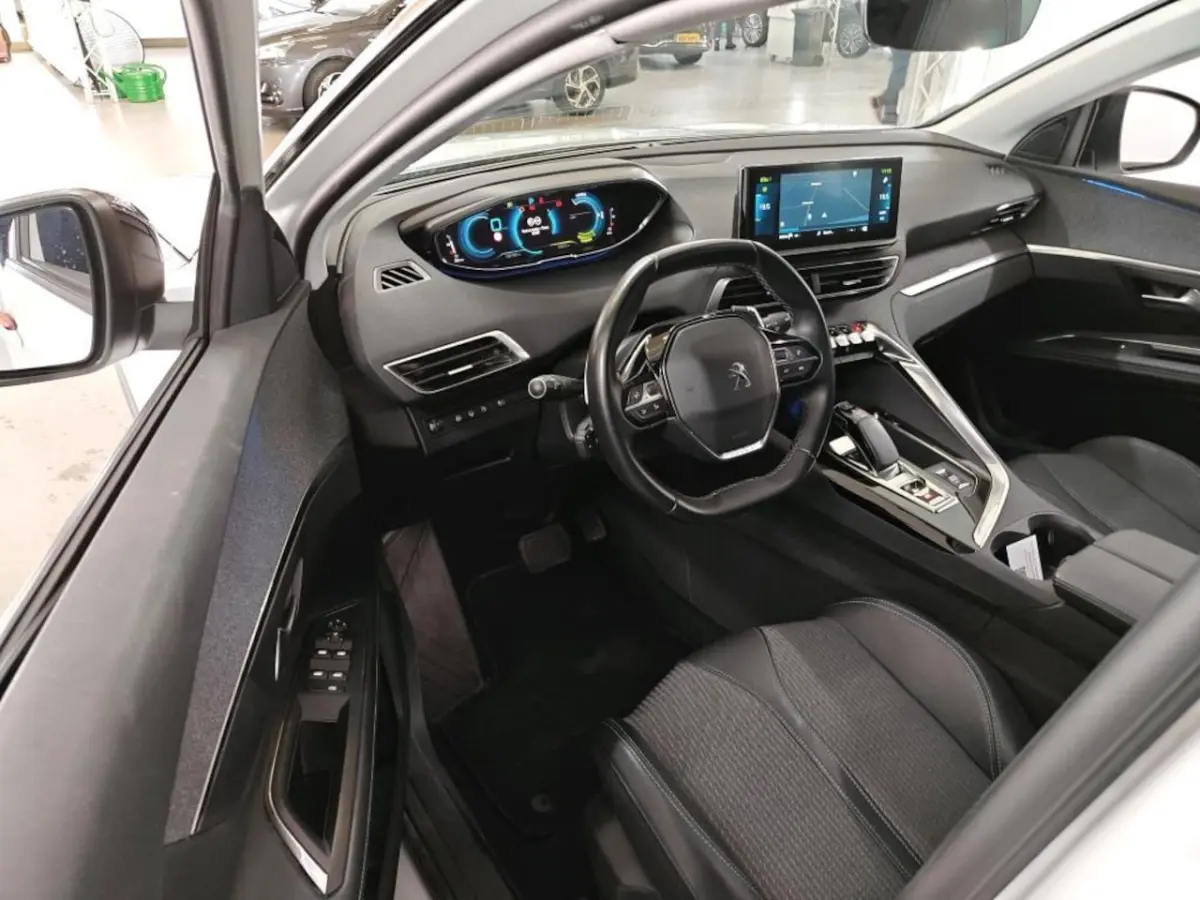 1.6 HYbrid 225 Allure Pack Business NL-AUTO | CAMERA | 1/2 LEDER | PLUG IN HYBRIDE