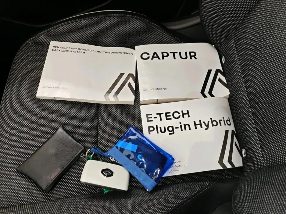 1.6 E-Tech plug-in hybrid 160 techno NL-AUTO | PLUG IN HYBRIDE SOH 99%