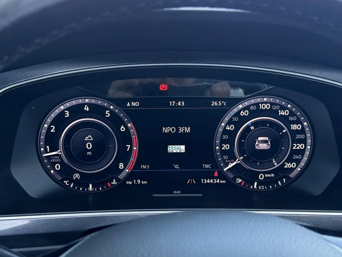 1.4 TSI ACT Comfortline Business R PANDODAK | CARPLAY NAVI | LEDER | STOELVERWARMING
