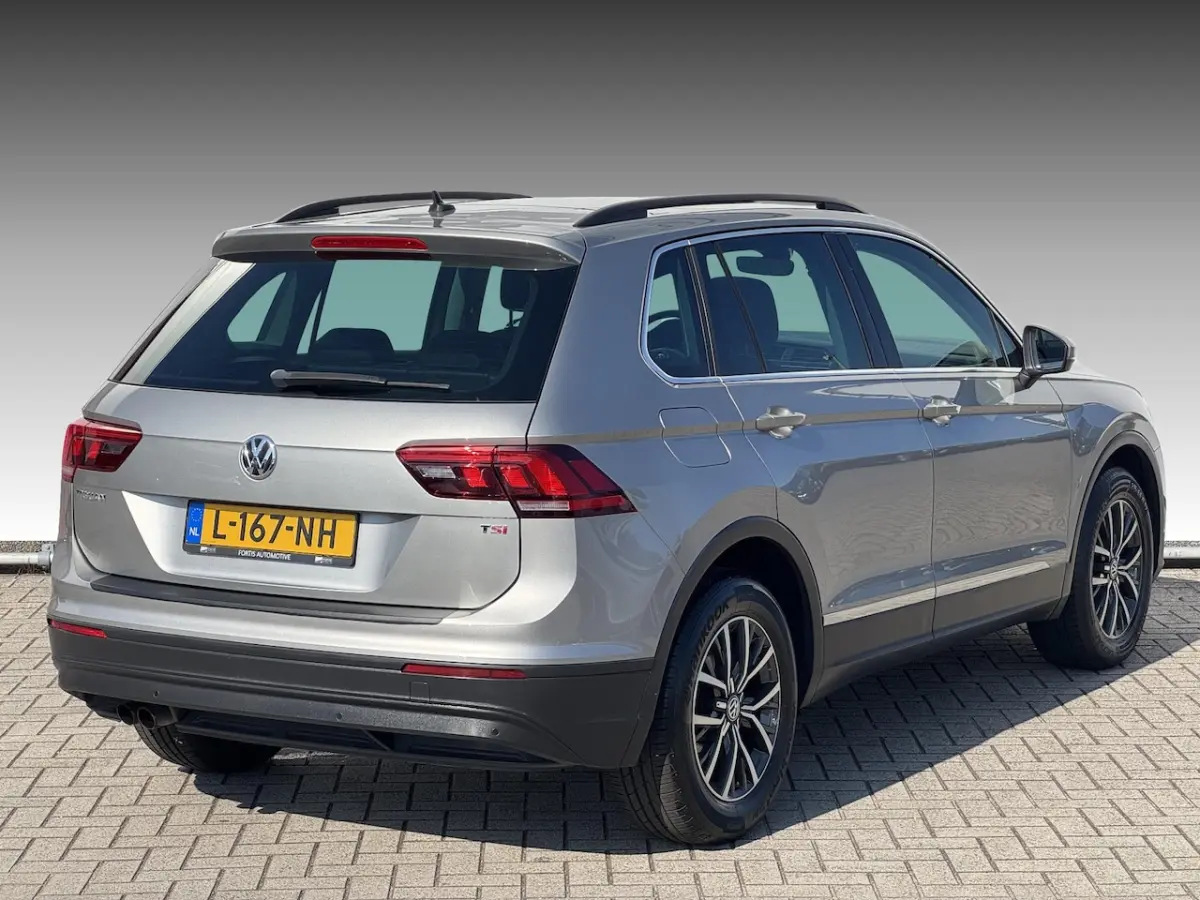 1.4 TSI ACT Comfortline Business R PANDODAK | CARPLAY NAVI | LEDER | STOELVERWARMING