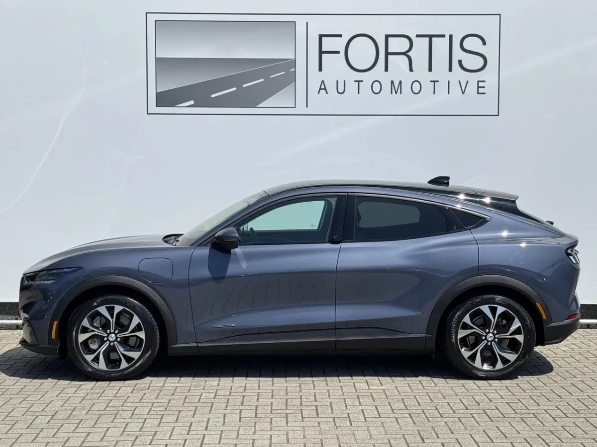 RWD 75 kWh NL-AUTO | Technology Pack Plus| SOH 94%
