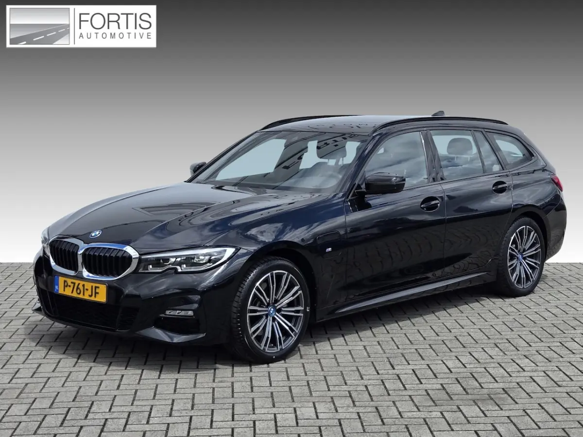320e Business Edition Plus NL-AUTO | LEDER | M-PAKKET| SOH 98%|