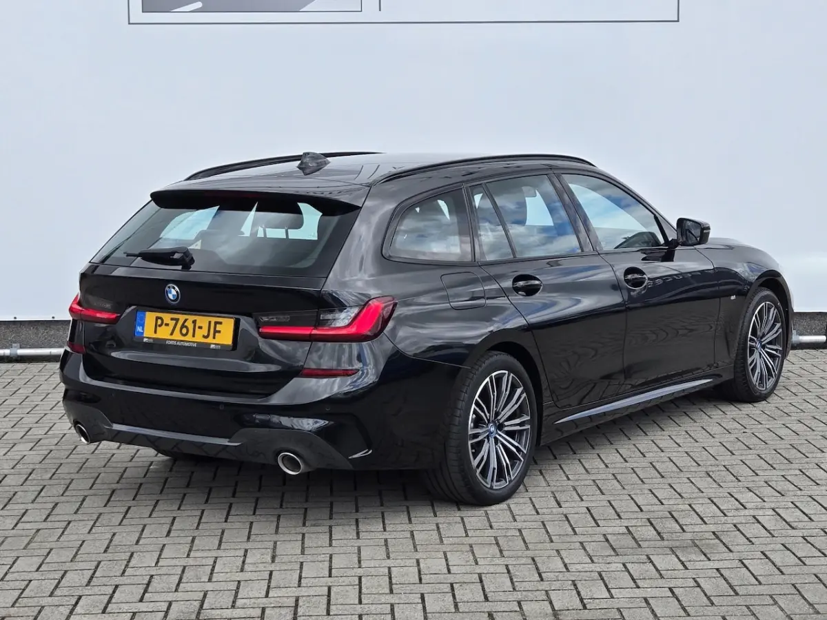 320e Business Edition Plus NL-AUTO | LEDER | M-PAKKET| SOH 98%|