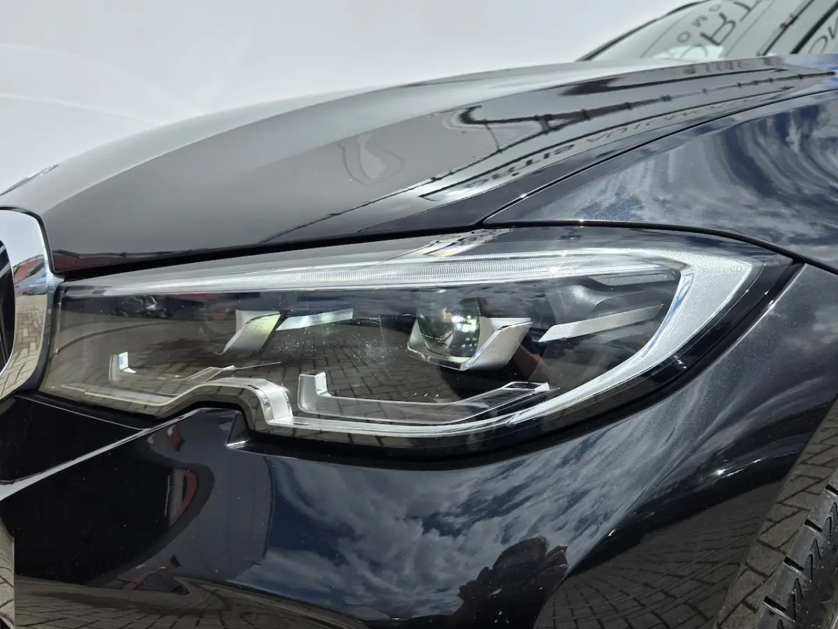320e Business Edition Plus NL-AUTO | LEDER | M-PAKKET| SOH 98%|