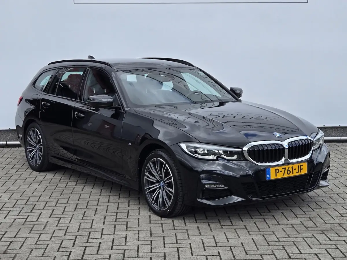 320e Business Edition Plus NL-AUTO | LEDER | M-PAKKET| SOH 98%|