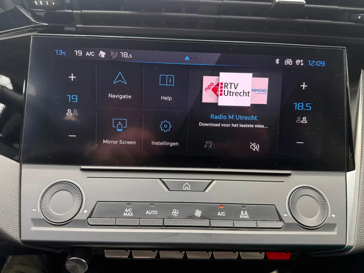 1.2 PureTech Allure 130 PK Aut.1 Eig. 49000 km b.j. 3-2023 led verl. Navi , Carplay