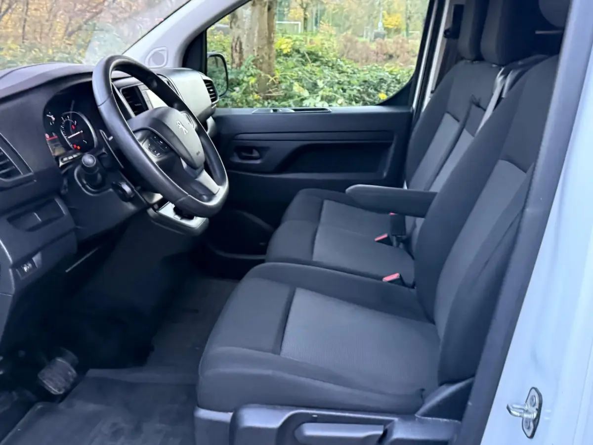 2.0 BlueHDI 145 S&S L2 Aut. 1 Eig.b.j. 4-2023 70000 km , Navi , Trekhaak , carplay