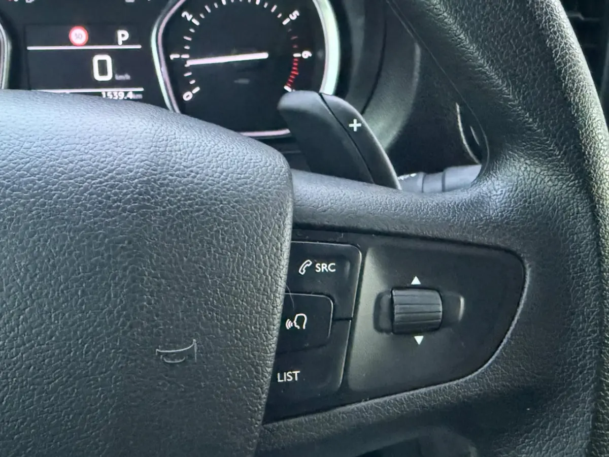 2.0 BlueHDI 145 S&S L2 Aut. 1 Eig.b.j. 4-2023 70000 km , Navi , Trekhaak , carplay