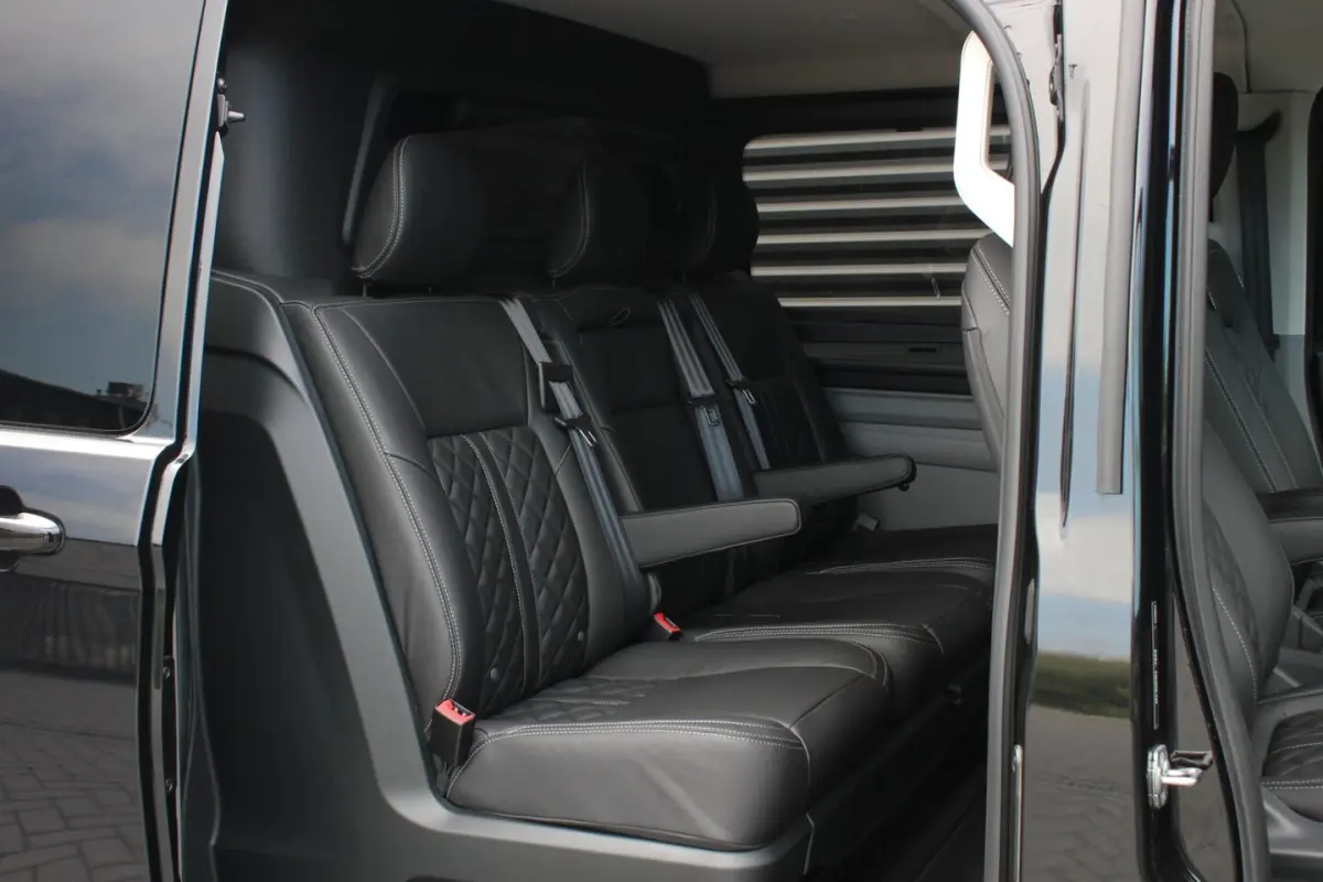 2.0 TDCI L2H1 170PK Limited DC / DUBBEL CABINE / JB-EDITION / DRIVER ASSISTANCE PACK / 5-