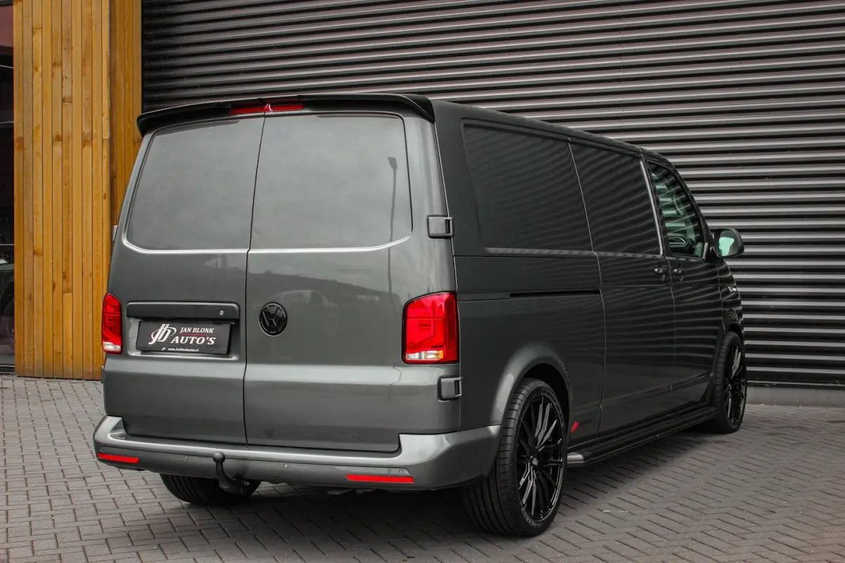 2.0 TDI L2H1 204PK JB-EDITION DSG / PDC / VERLAGINGSVEREN / LEDEREN BEKLEDING / FULL / APP