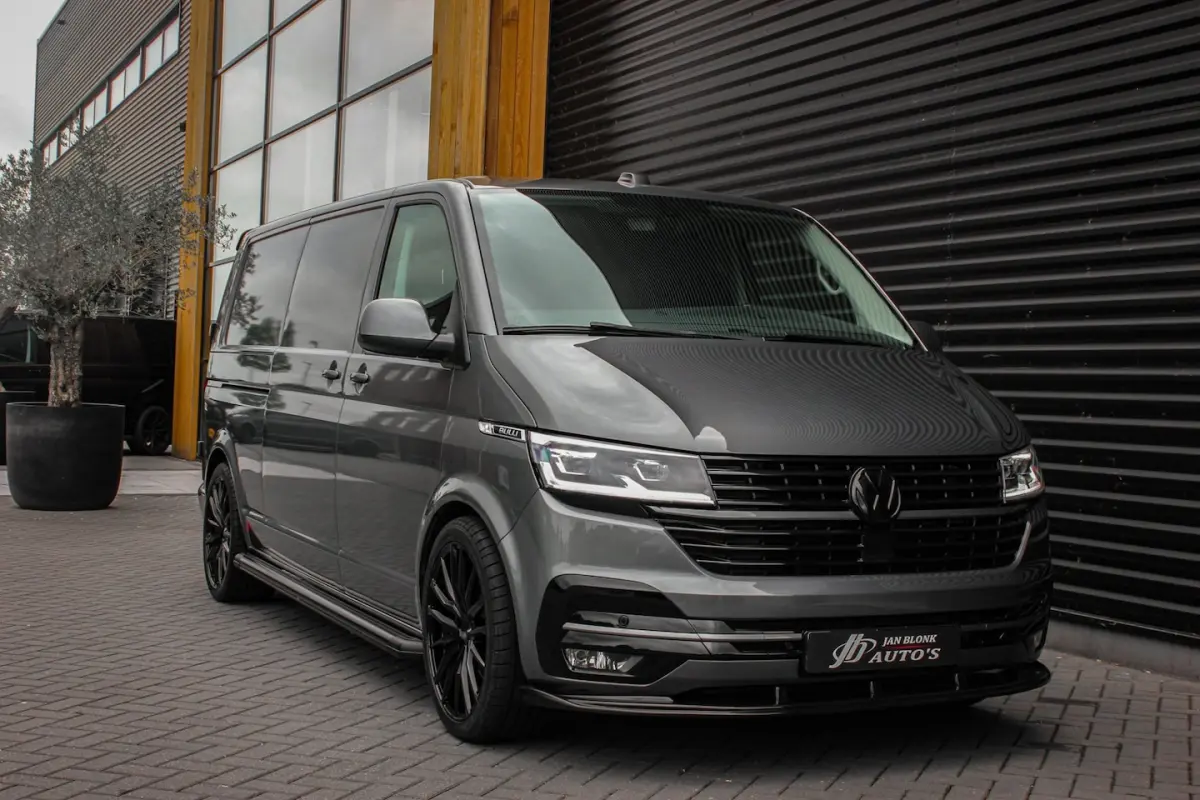 2.0 TDI L2H1 204PK JB-EDITION DSG / PDC / VERLAGINGSVEREN / LEDEREN BEKLEDING / FULL / APP