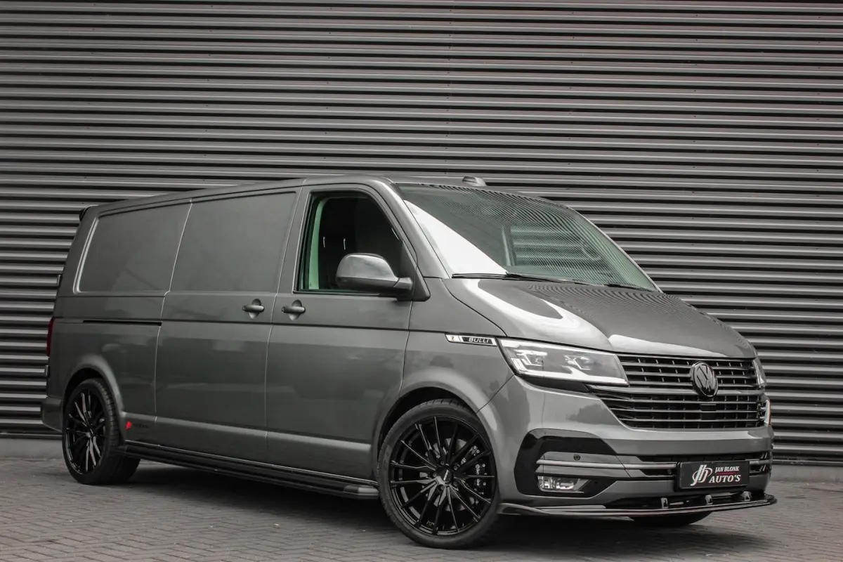 2.0 TDI L2H1 204PK JB-EDITION DSG / PDC / VERLAGINGSVEREN / LEDEREN BEKLEDING / FULL / APP