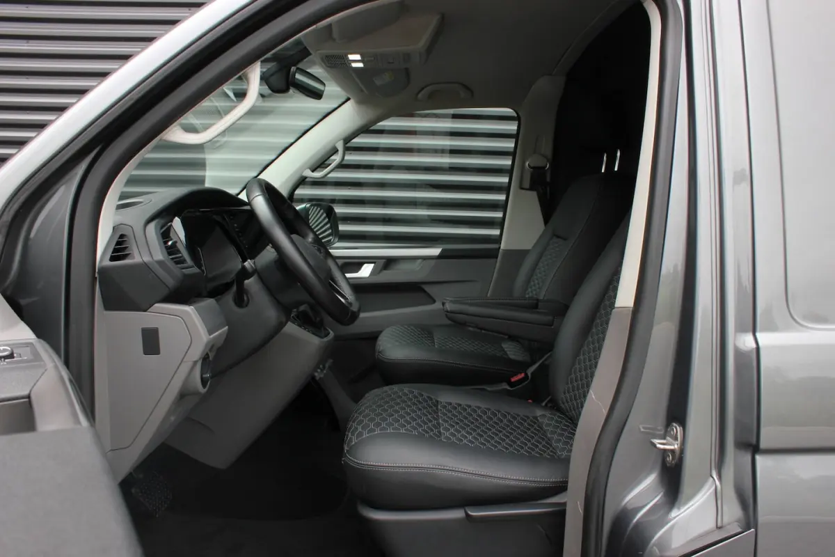2.0 TDI L2H1 204PK JB-EDITION DSG / PDC / VERLAGINGSVEREN / LEDEREN BEKLEDING / FULL / APP