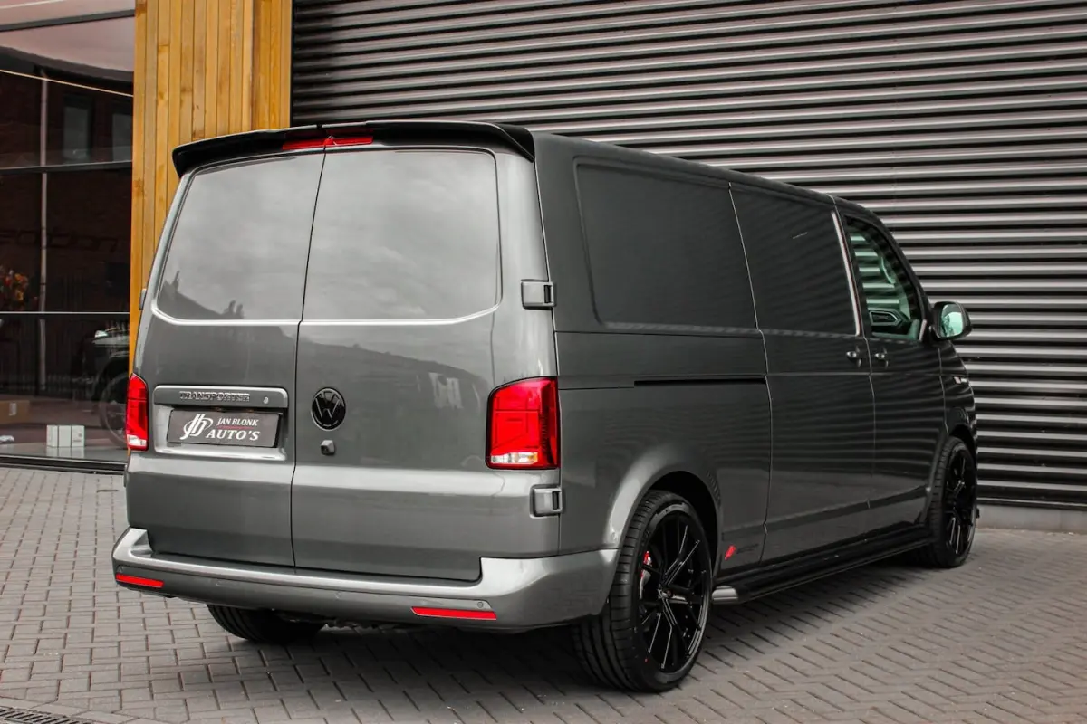 2.0 TDI L2H1 150PK JB- EDITION DSG / PDC / VERLAGINGSVEREN / LEDEREN BEKLEDING / FULL / AP