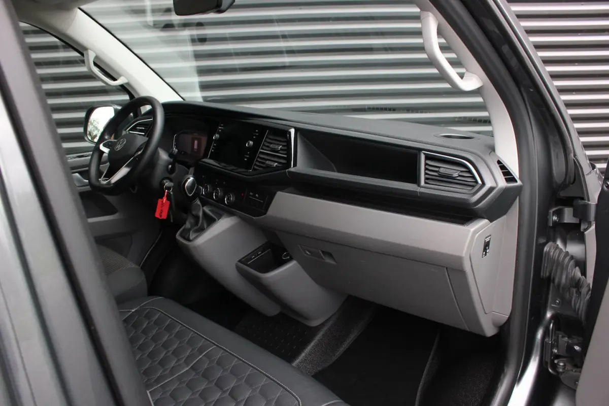 2.0 TDI L2H1 150PK JB- EDITION DSG / PDC / VERLAGINGSVEREN / LEDEREN BEKLEDING / FULL / AP