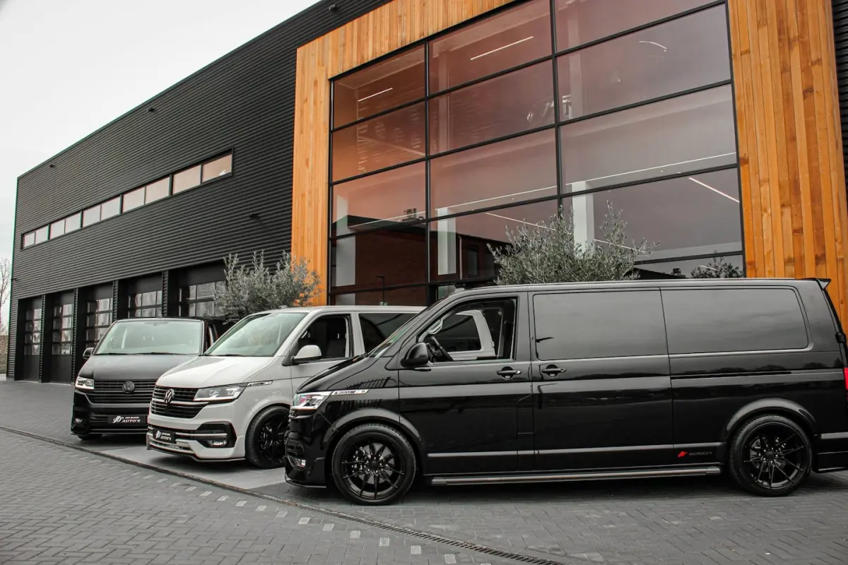 2.0 TDI L2H1 150PK JB- EDITION DSG / PDC / VERLAGINGSVEREN / LEDEREN BEKLEDING / FULL / AP
