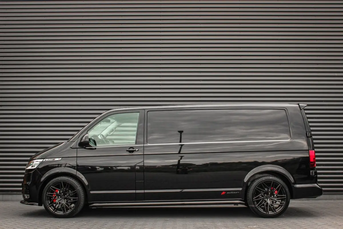 2.0 TDI L2H1 150PK JB- EDITION DSG / PDC / VERLAGINGSVEREN / LEDEREN BEKLEDING / FULL / AP