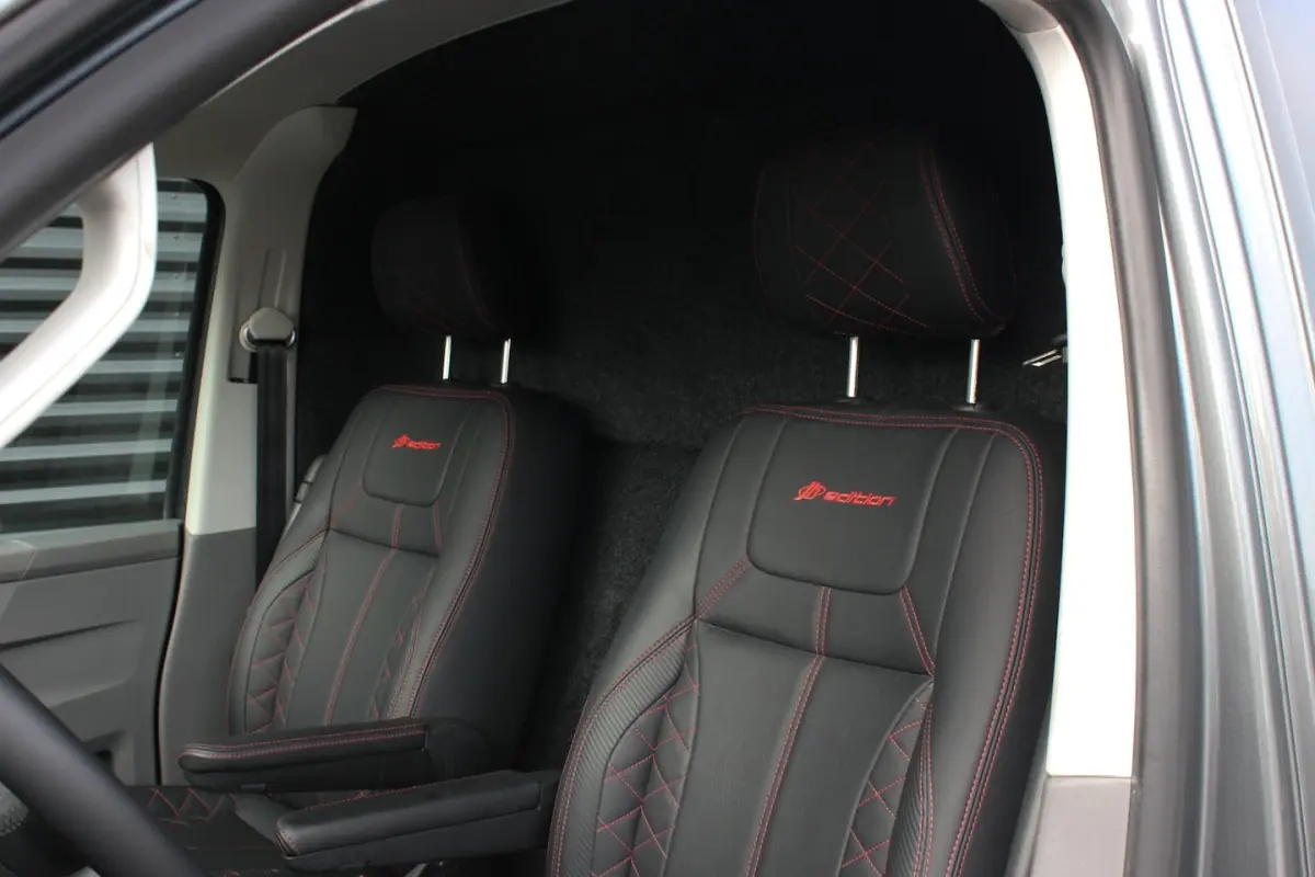 2.0 TDI L2H1 150PK JB- EDITION DSG / PDC / VERLAGINGSVEREN / LEDEREN BEKLEDING / FULL / AP