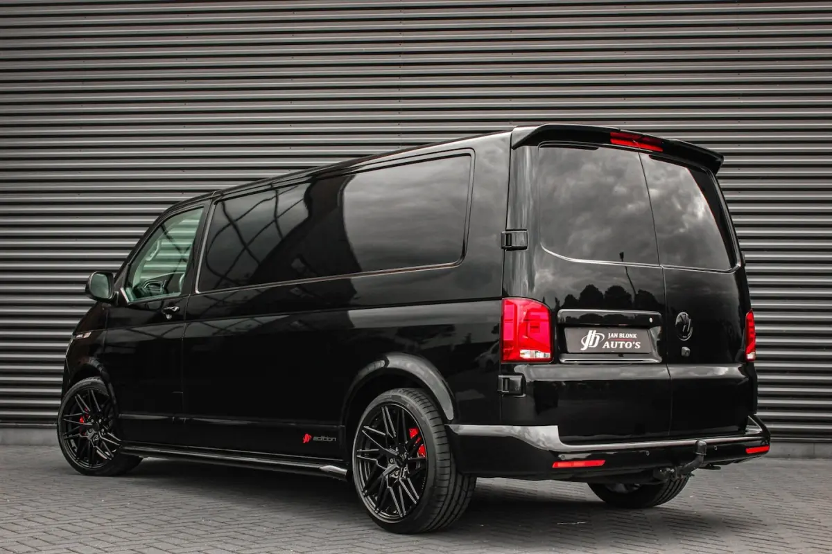 2.0 TDI L2H1 150PK JB- EDITION DSG / PDC / VERLAGINGSVEREN / LEDEREN BEKLEDING / FULL / AP