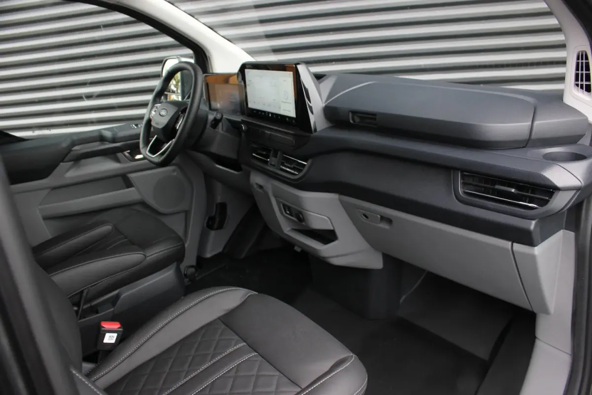 340 L2H1 Limited 65 kWh 218PK / JB- EDITON / CAMERA / 328KM RANGE / APPLE CARPLAY /DRIVERS