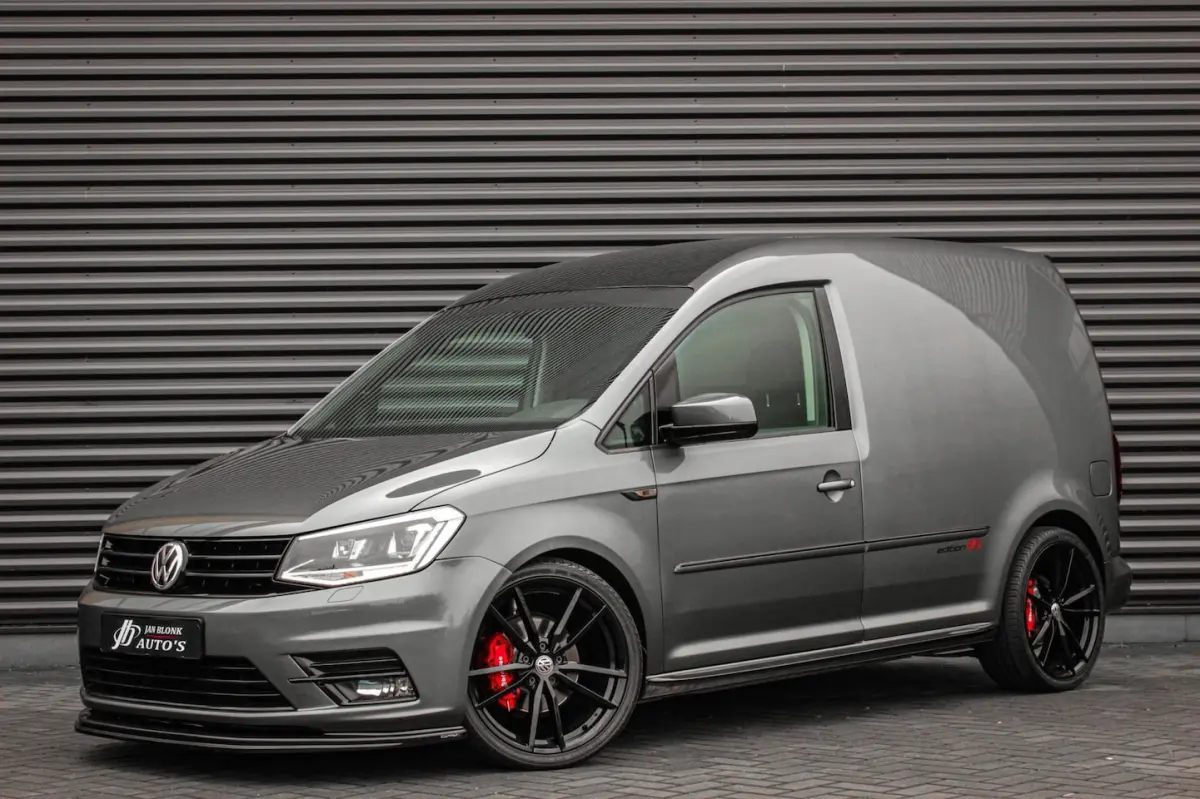 2.0 TDI L1H1 BMT 189PK / FULL OPTIONS / GTI INTERIEUR / R-LINE / NIEUWSTAAT / R-LINE STUUR