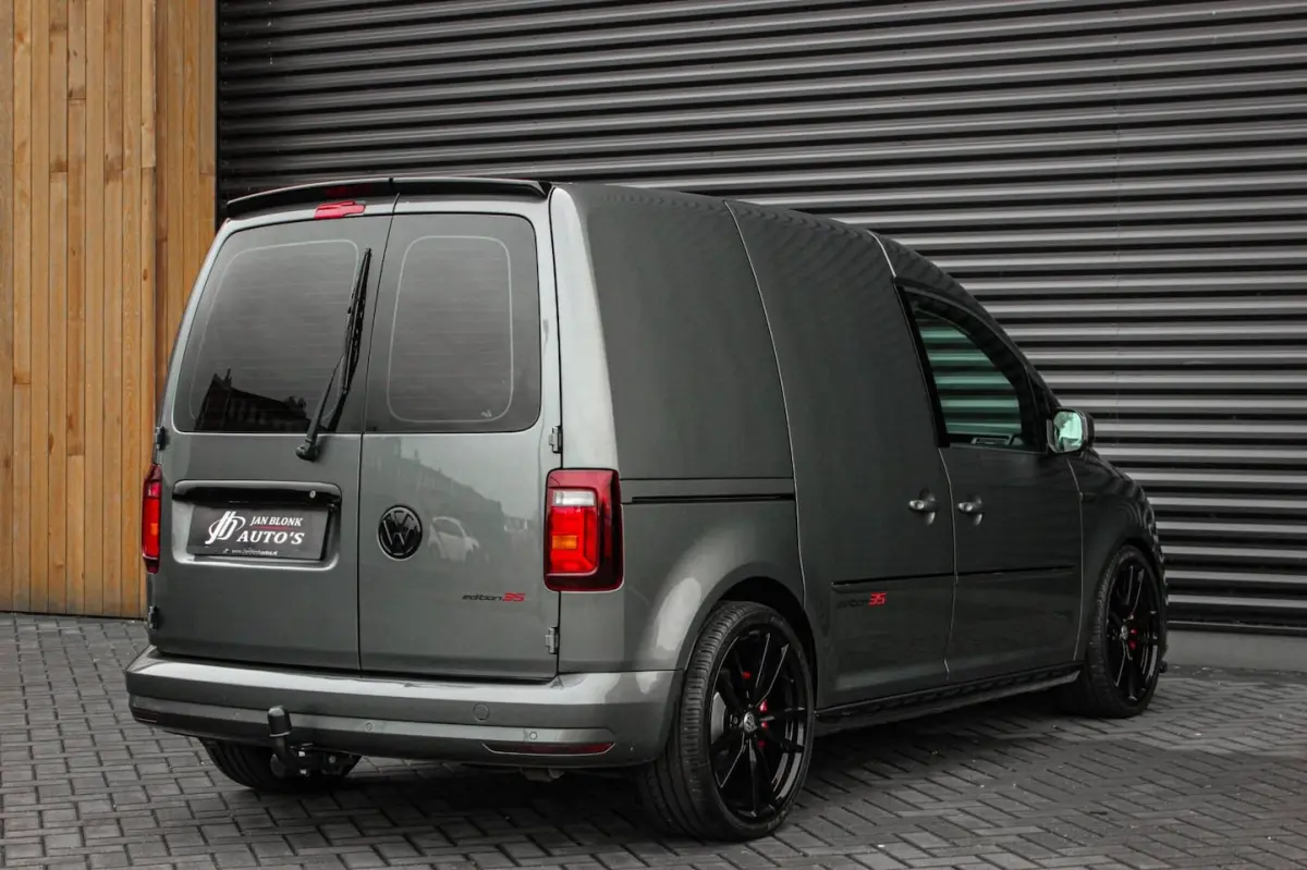 2.0 TDI L1H1 BMT 189PK / FULL OPTIONS / GTI INTERIEUR / R-LINE / NIEUWSTAAT / R-LINE STUUR