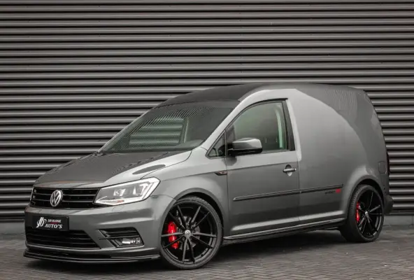 2.0 TDI L1H1 BMT 189PK / FULL OPTIONS / GTI INTERIEUR / R-LINE / NIEUWSTAAT / R-LINE STUUR