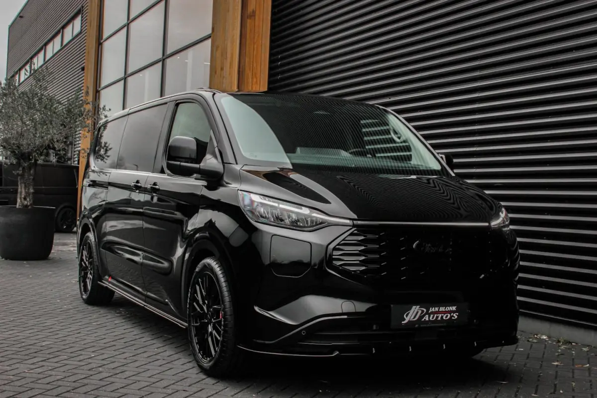 340 L2H1 Limited 71 kWh 218PK / JB- EDITON / CAMERA / 370KM RANGE / APPLE CARPLAY /DRIVERS