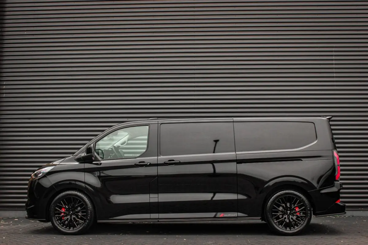 340 L2H1 Limited 71 kWh 218PK / JB- EDITON / CAMERA / 370KM RANGE / APPLE CARPLAY /DRIVERS