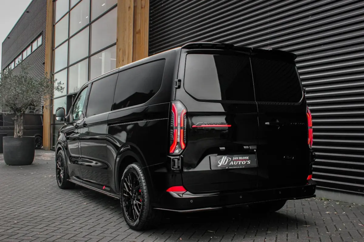 340 L2H1 Limited 71 kWh 218PK / JB- EDITON / CAMERA / 370KM RANGE / APPLE CARPLAY /DRIVERS