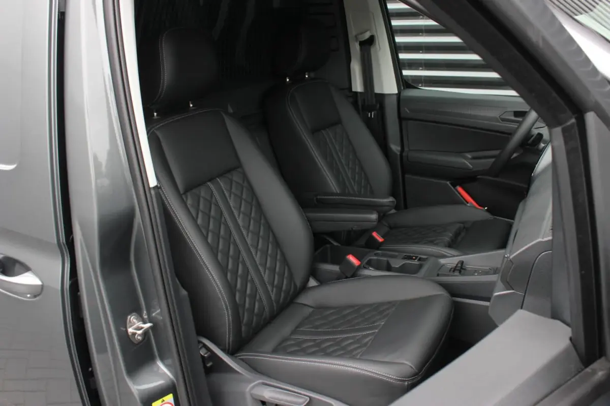 2.0 TDI DSG 122PK / JB- EDITION / LEDEREN BEKLEDING / MAXTRON / FULL OPTIONS / VERLAGINGSV