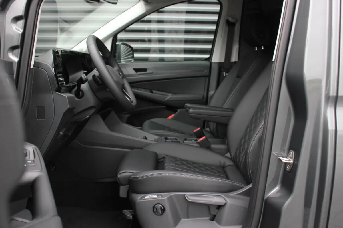 2.0 TDI DSG 122PK / JB- EDITION / LEDEREN BEKLEDING / MAXTRON / FULL OPTIONS / VERLAGINGSV