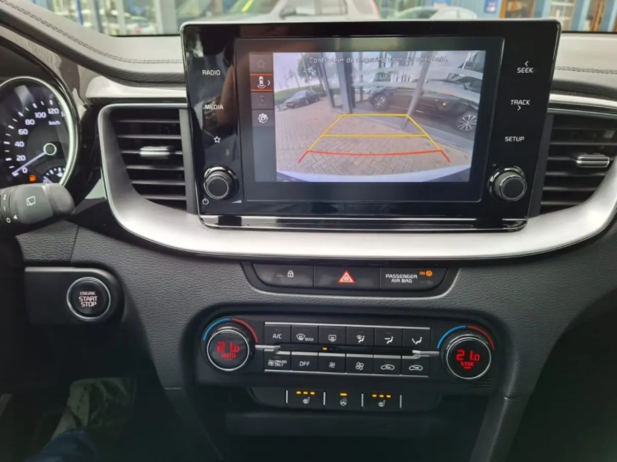 1.6 GDI PHEV DYNLINE AIRCO LMV PDC-CAMERA NAVI