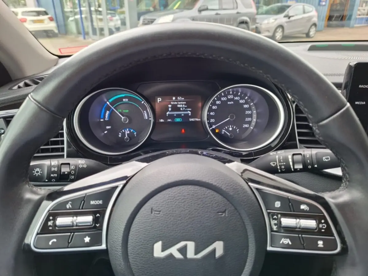 1.6 GDI PHEV DYNLINE AIRCO LMV PDC-CAMERA NAVI