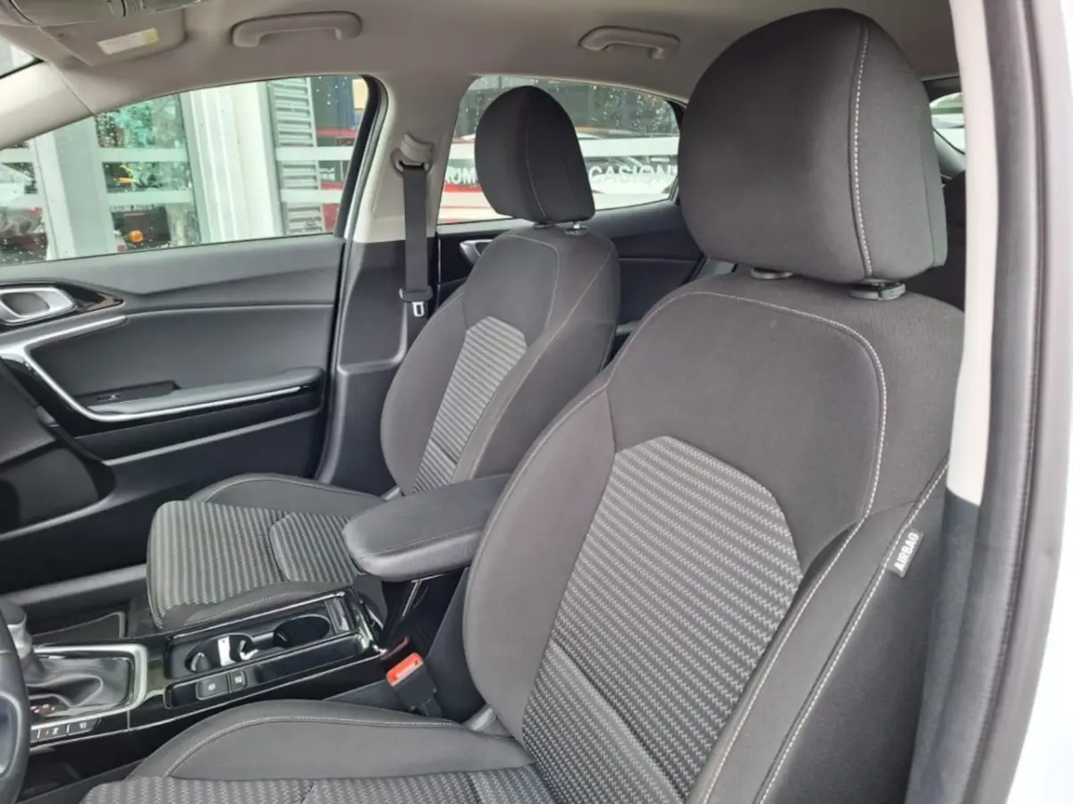 1.6 GDI PHEV DYNLINE AIRCO LMV PDC-CAMERA NAVI