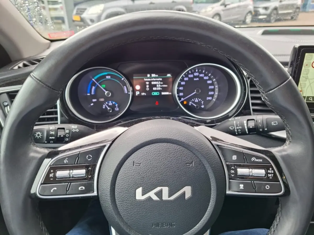 1.6 GDI PHEV DYNLINE AIRCO LMV PDC-CAMERA NAVI