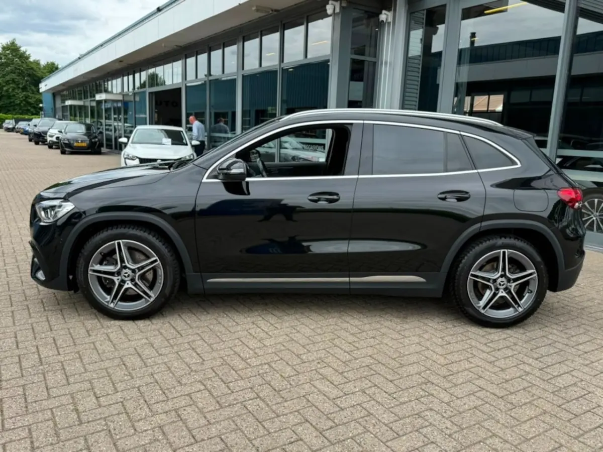 200 AMG LINE AUTOMAAT NAVI PDC-CAMERA STOELVW