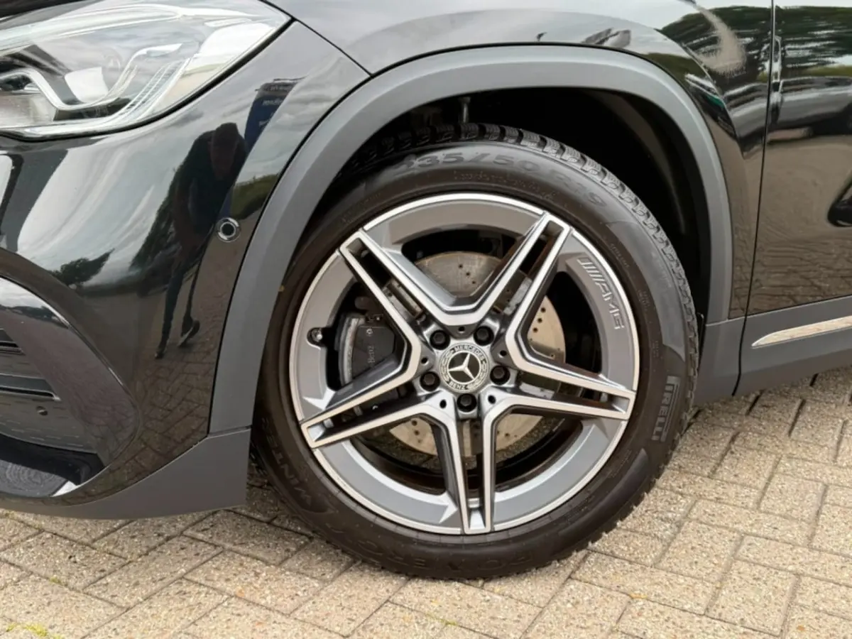 200 AMG LINE AUTOMAAT NAVI PDC-CAMERA STOELVW