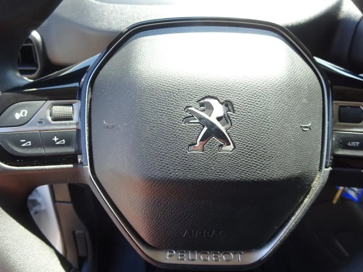 1.2 PureTech Pro BENZINE AIRCO NAVI CRUISE CONTROL PDC SCHUIFDEUR