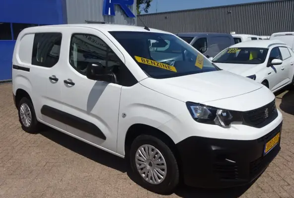 1.2 PureTech Pro BENZINE AIRCO NAVI CRUISE CONTROL PDC SCHUIFDEUR