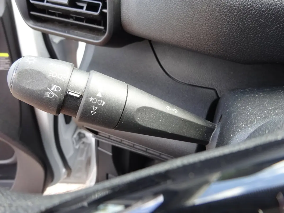 1.2 PureTech Pro BENZINE AIRCO NAVI CRUISE CONTROL PDC SCHUIFDEUR