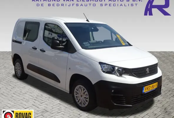 1.2 PureTech Pro BENZINE AIRCO NAVI CRUISE CONTROL PDC SCHUIFDEUR