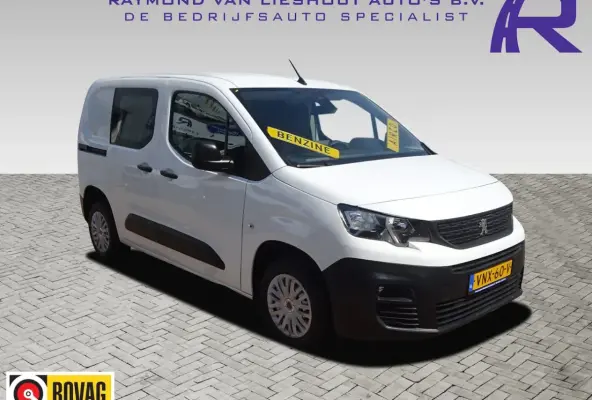 1.2 PureTech Pro BENZINE AIRCO NAVI CRUISE CONTROL PDC SCHUIFDEUR
