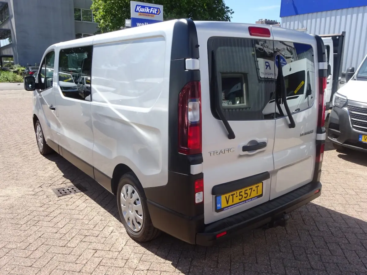 1.6 dCi T29 L2H1 DUBBELE CABINE 6 PERSOONS
